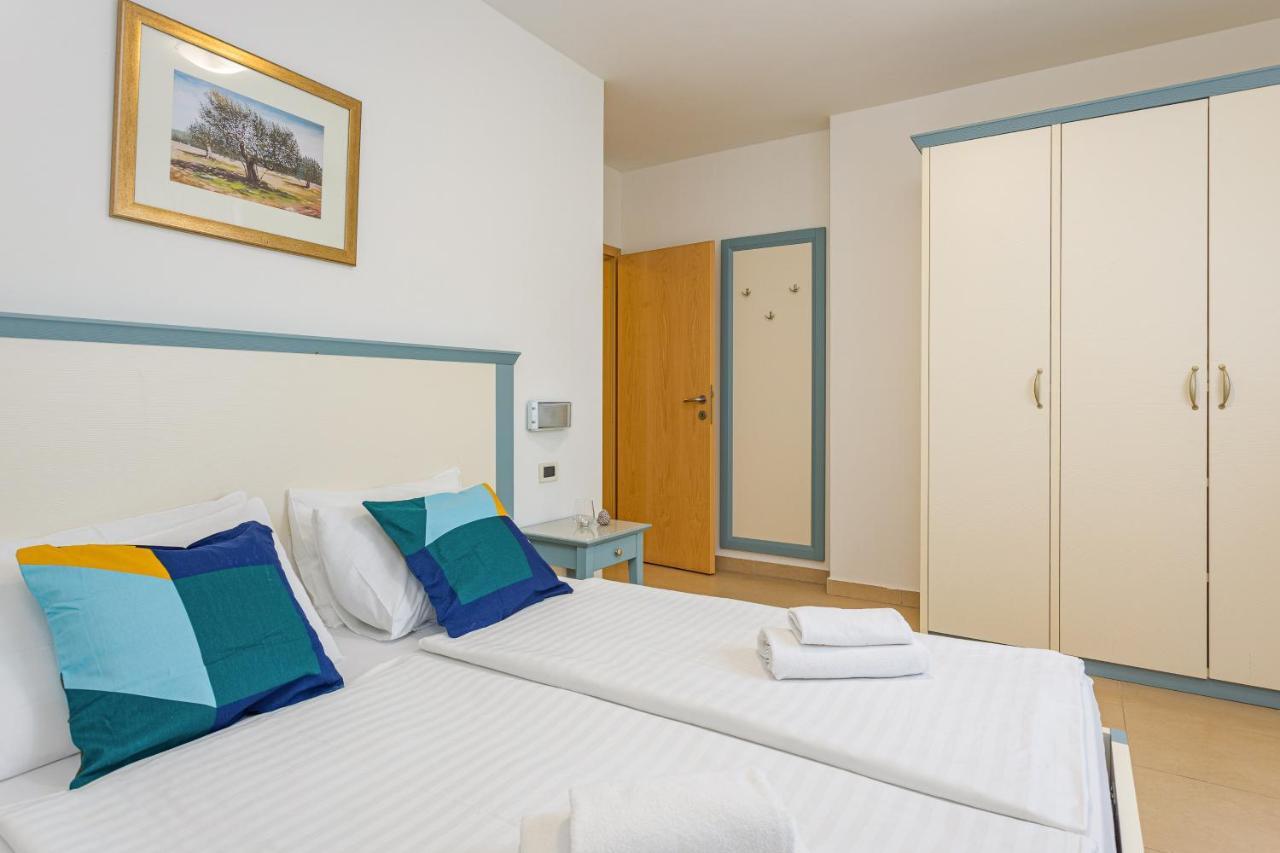 Residence Superior Del Mar Banjole Δωμάτιο φωτογραφία