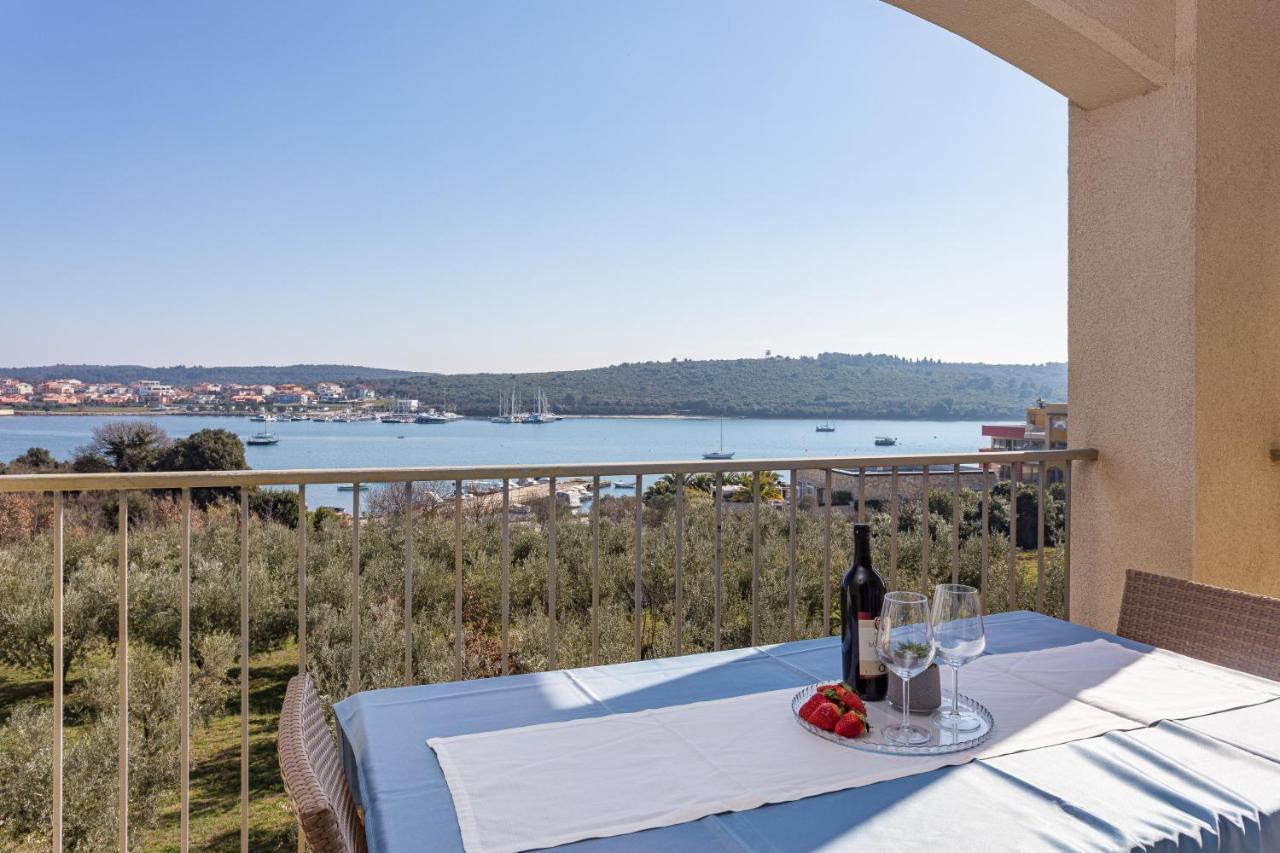 Residence Superior Del Mar Banjole Εξωτερικό φωτογραφία