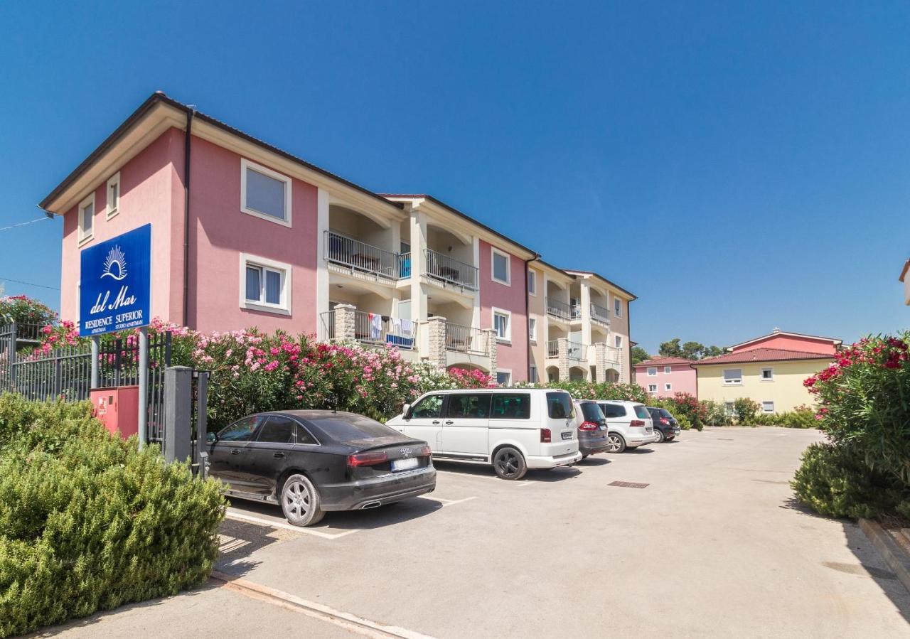 Residence Superior Del Mar Banjole Εξωτερικό φωτογραφία