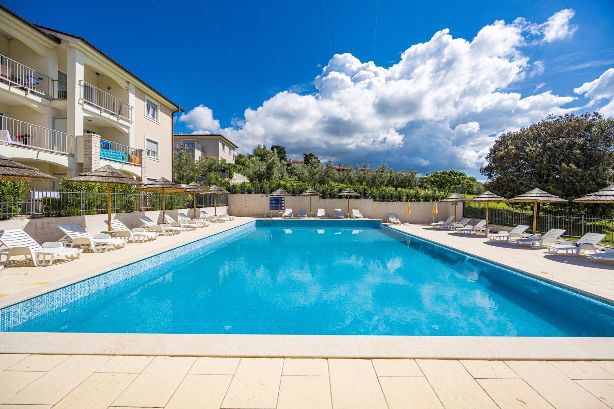 Residence Superior Del Mar Banjole Εξωτερικό φωτογραφία