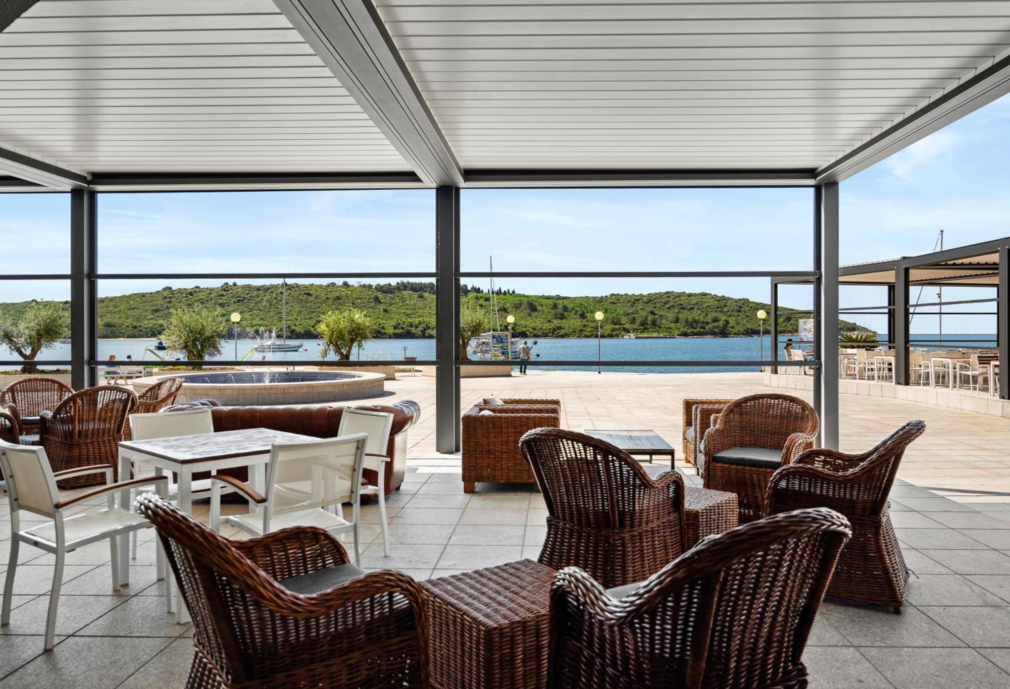 Residence Superior Del Mar Banjole Εξωτερικό φωτογραφία